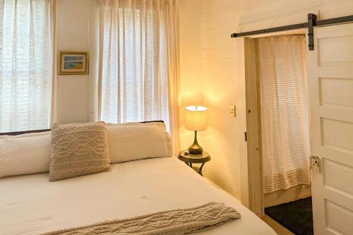 Sea Salt Cottage — 4-Star Luxury Hotel in Folly Beach, United States