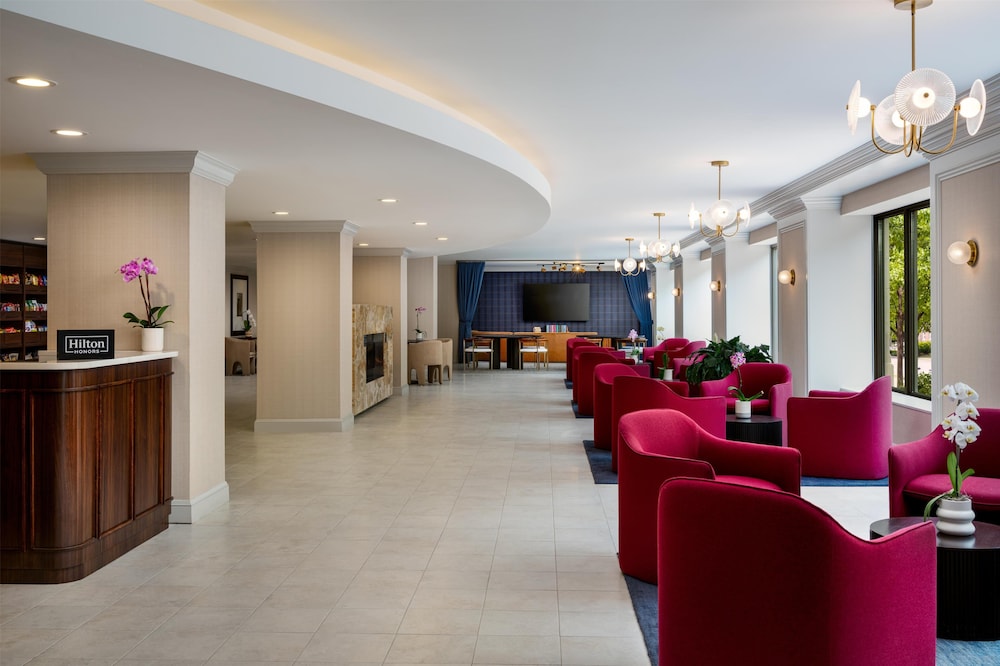 Hilton Orrington Evanston - photo 3