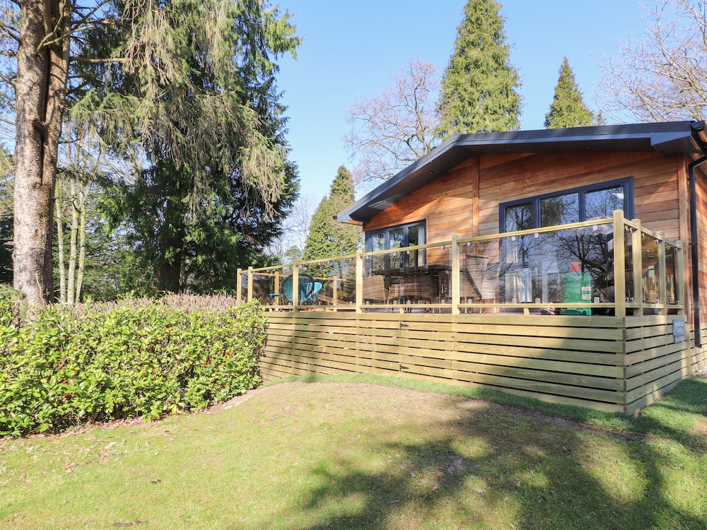 Windermere Lodge — 4-Star Luxury Hotel in Windermere, United Kingdom