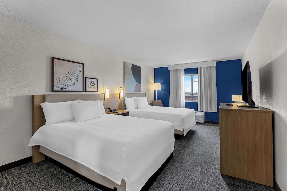 Spark by Hilton Glendale Phoenix North - photo 24