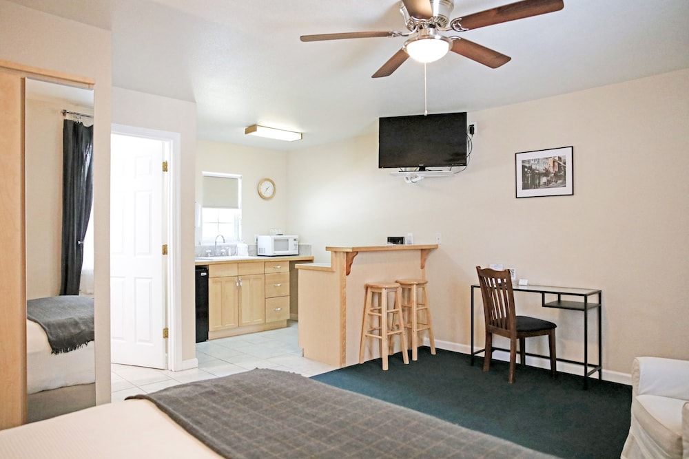 Sierra Mountain Inn - photo 19