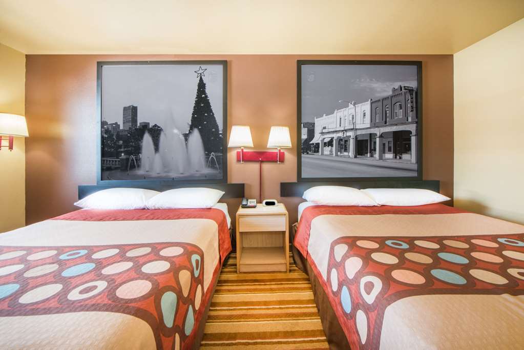 Super 8 by Wyndham Big Cabin Vinita Area - photo 14