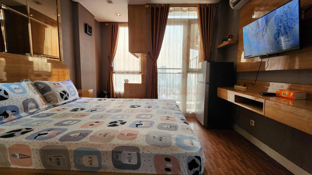 Studio Apartment JiExpo Kemayoran View Min Stay 3 nights — 4-Star Luxury Hotel in Jakarta, Indonesia