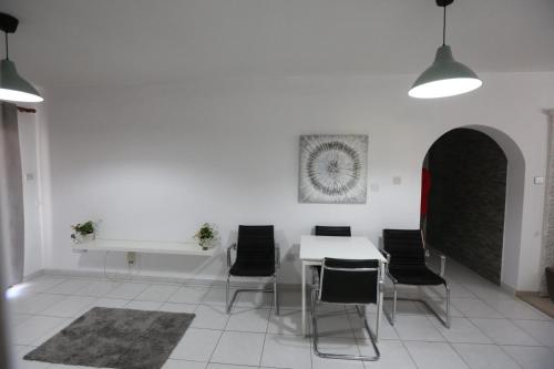 Near the Beach Holiday Apartment