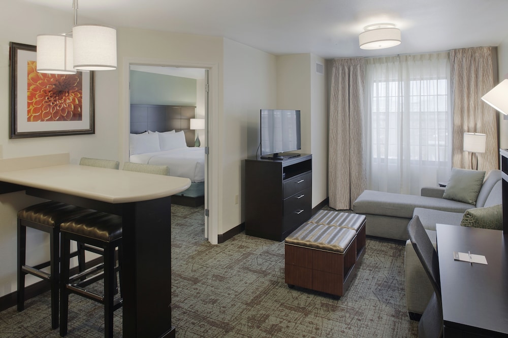 Staybridge Suites Fayetteville Univ Of Arkansas by IHG - photo 7
