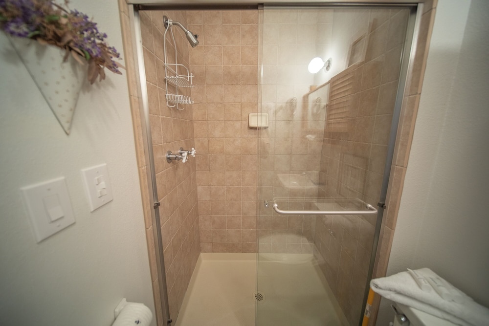 Tennis Townhomes 1326 - photo 42