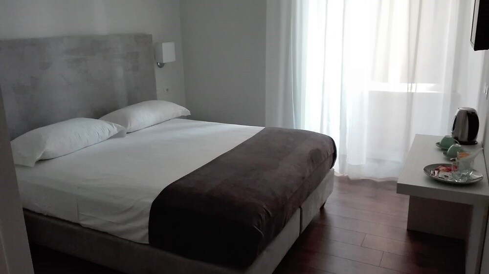 Eighty Four Luxury Rooms - last minute hotel in Rome