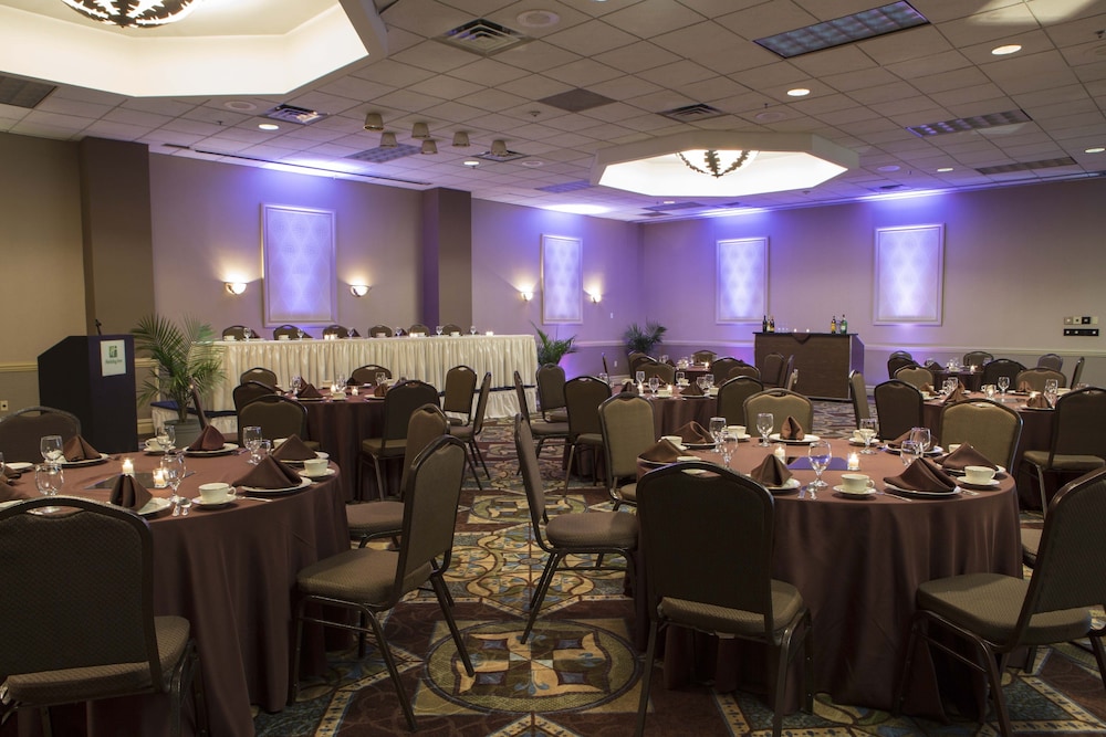 Holiday Inn Binghamton Downtown by IHG - photo 33