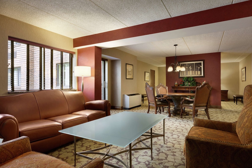 Hilton Garden Inn Rochester Pittsford - photo 22