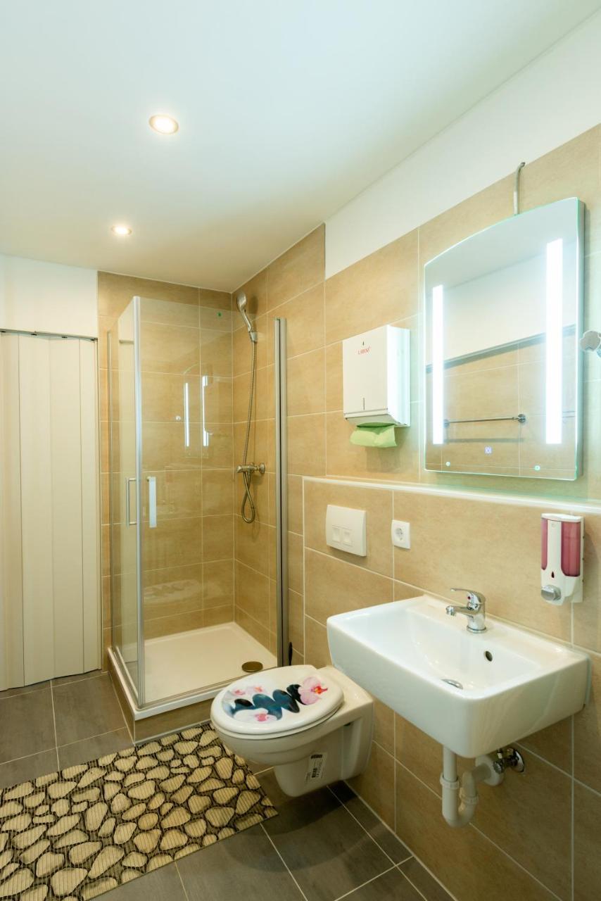 Hotel Pension Dahlem — Berlin — photo 4