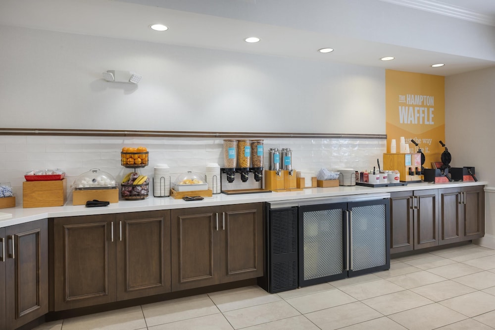 Hampton Inn & Suites Jekyll Island - photo 36