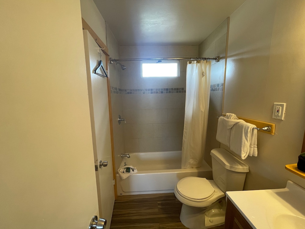 Estes Mountain Inn - photo 80