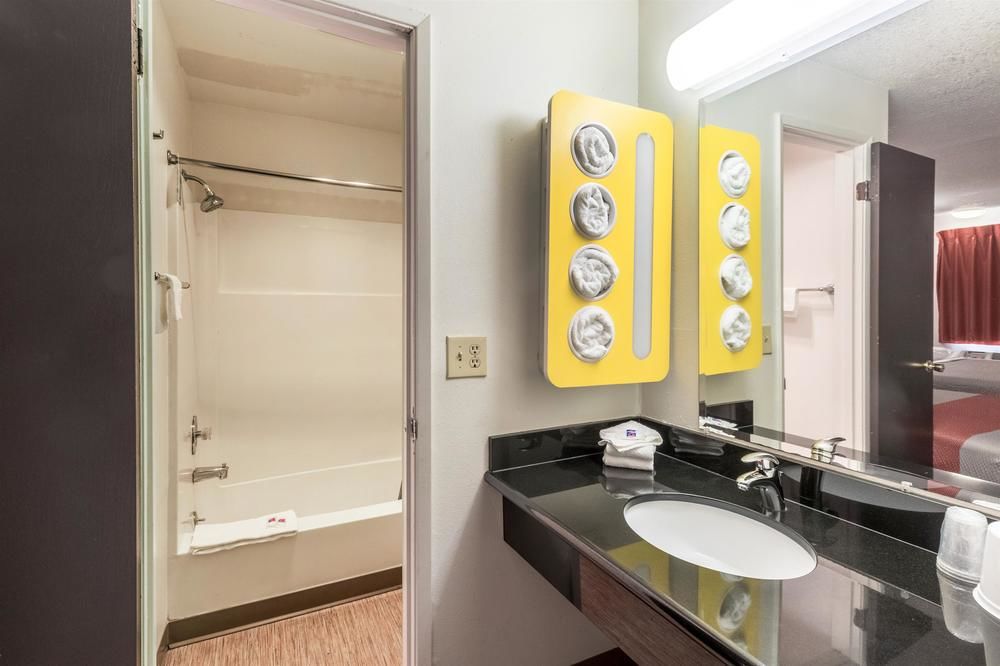 Motel 6 McMinnville - photo 28
