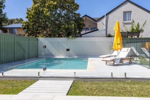 Welcome To Sandy Bottoms — Shoalhaven Heads