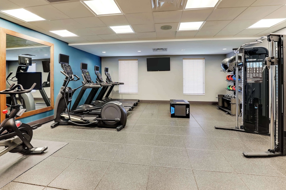Hampton Inn & Suites Rome - photo 42