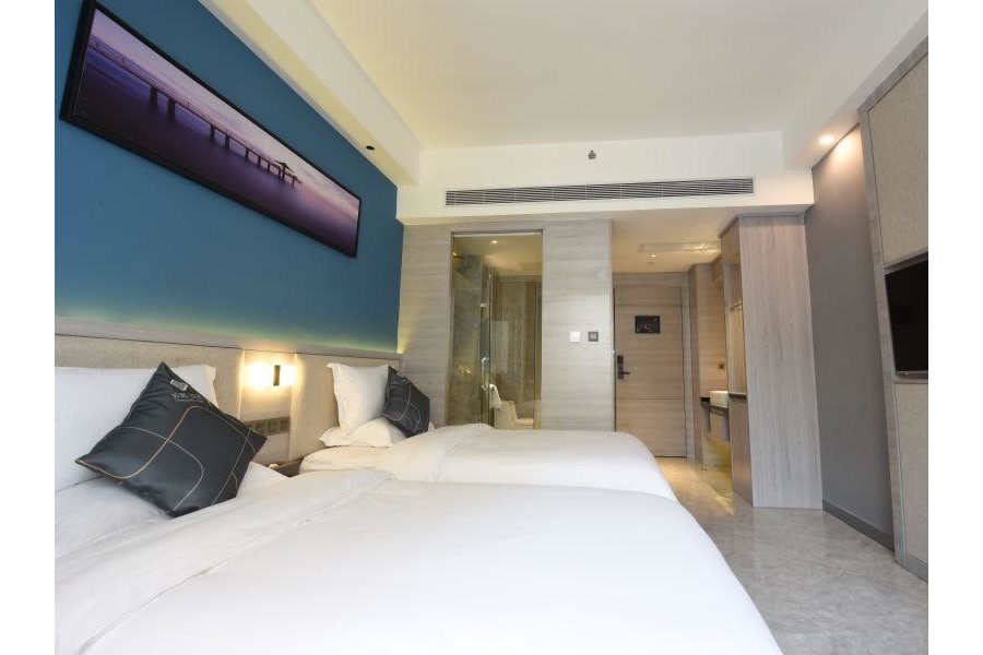 Chonpines Hotel — hotel in Xucheng