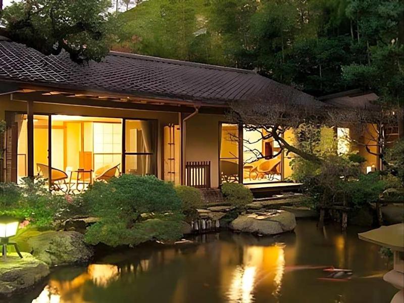 Gyokutei — 4-Star Luxury Hotel in Hakone, Japan