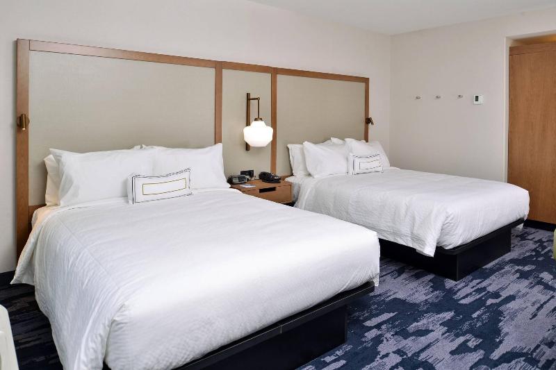 Fairfield Inn & Suites by Marriott Canton - photo 16