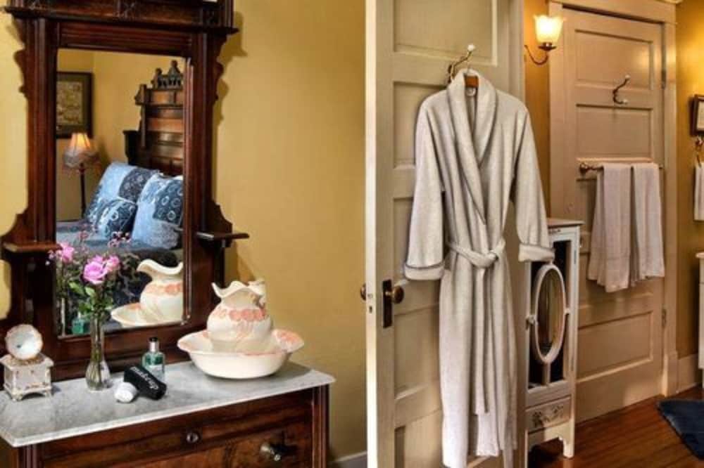 The Carriage House B&B - photo 26