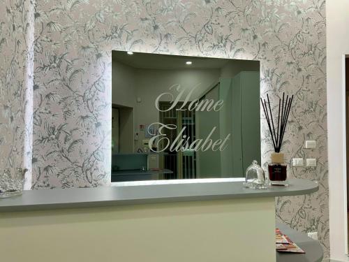 Home Elisabet — 4-Star Luxury Hotel in Naples, Italy