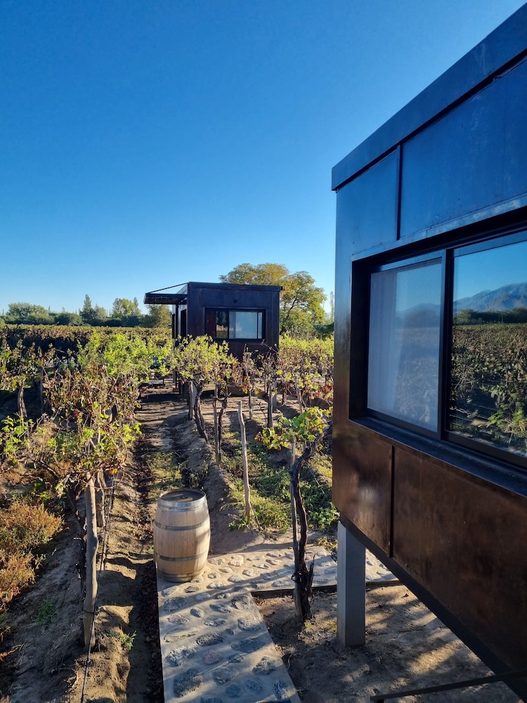 El Porvenir Wine Lodge — 4-Star Luxury Hotel in Cafayate, Argentina