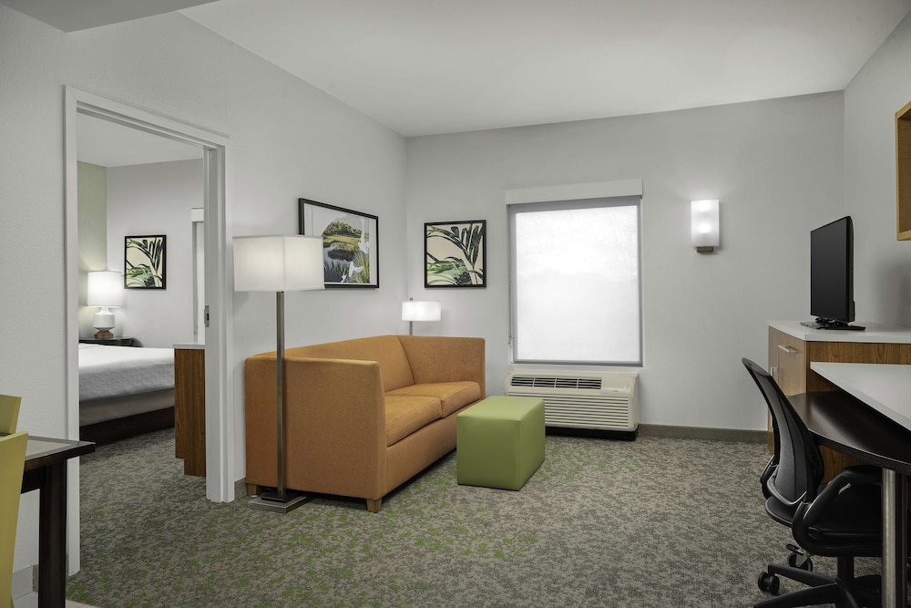 Home2 Suites by Hilton Tallahassee State Capitol - photo 8
