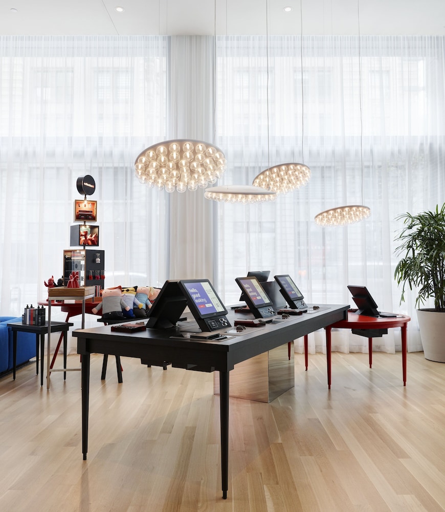 citizenM Los Angeles Downtown - photo 8