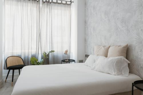 Apartamentos Progres — 4-Star Luxury Hotel in L'hospitalet De Llobregat, Spain
