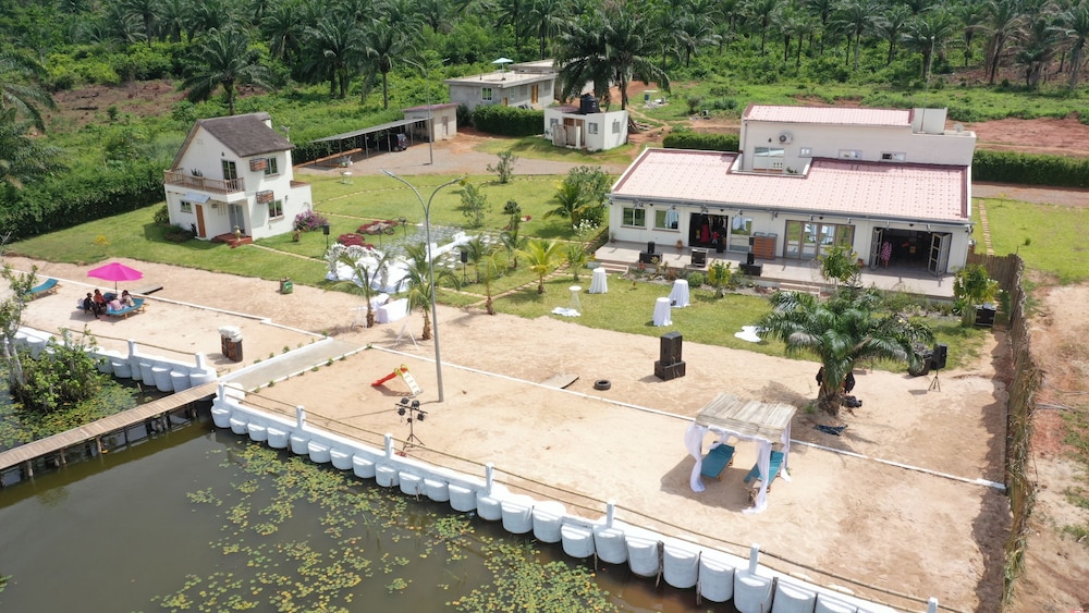 La Villa Aphro Benin — 4-Star Luxury Hotel in Ouidah, Benin