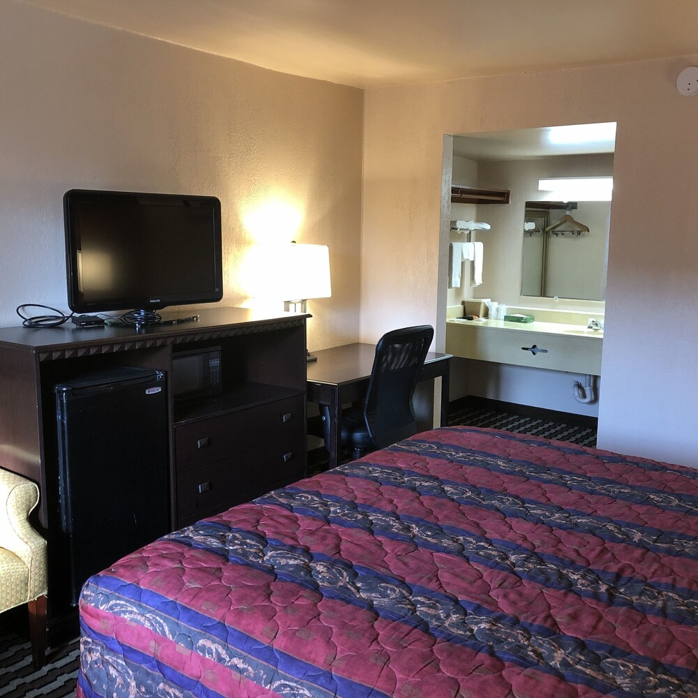 Guest Inn Austell - photo 15
