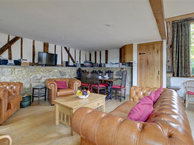 2 Bed In Cranbrook Oc Cb594 — Cranbrook