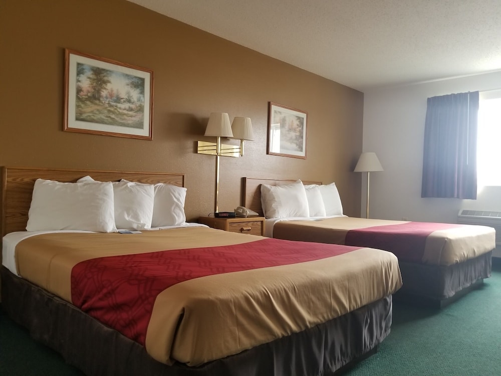 AmeriVu Inn and Suites Stanley - photo 5