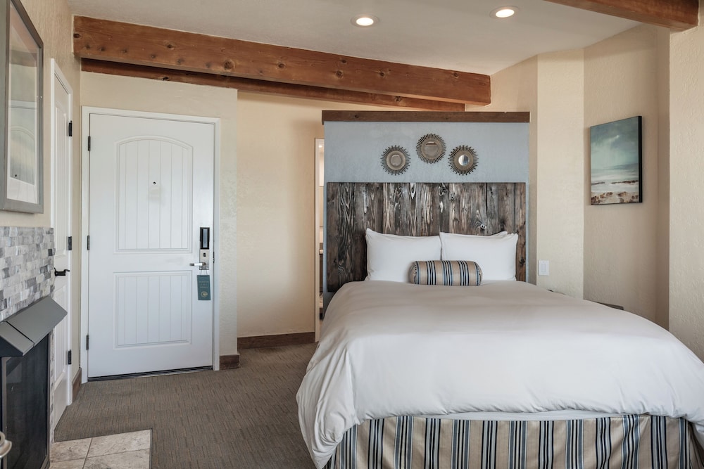 Cypress Inn On Miramar Beach - photo 47