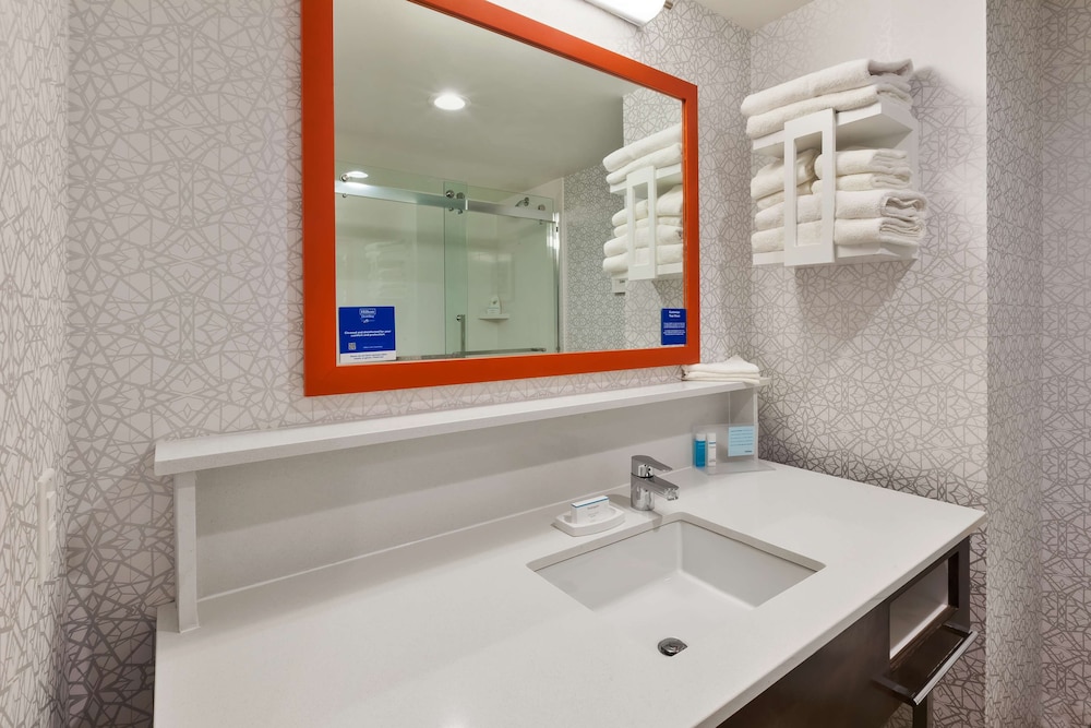 Hampton Inn Danville VA - photo 18