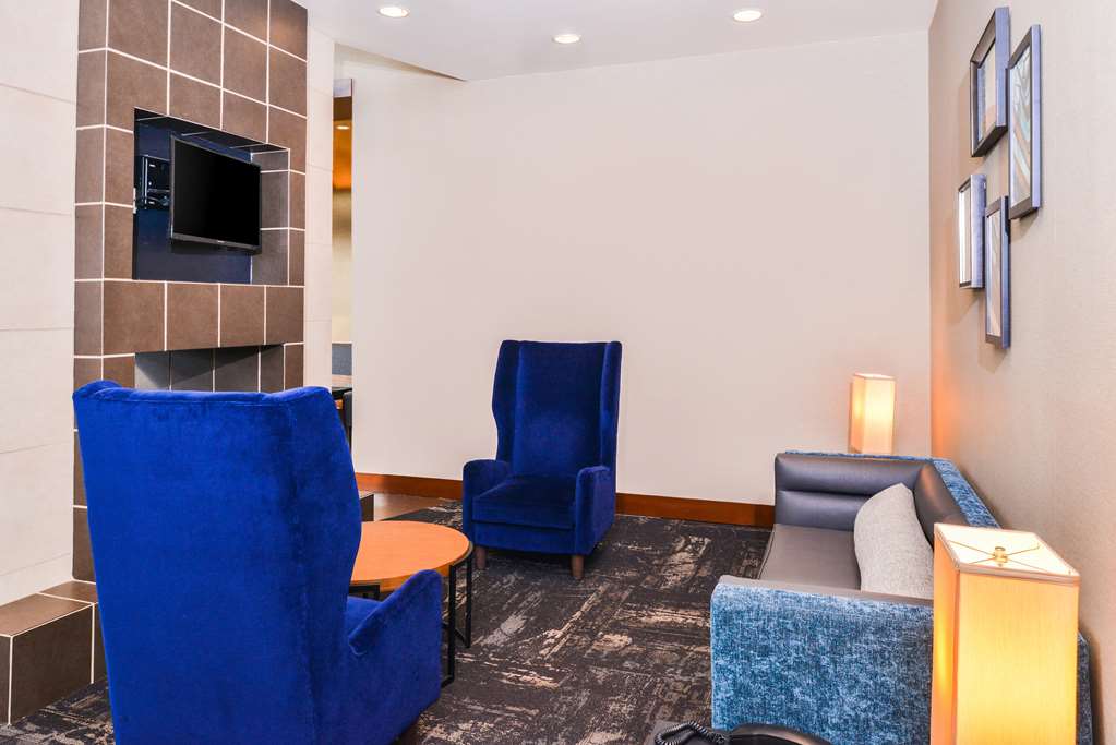 Hyatt Place Chesapeake Greenbrier - photo 23