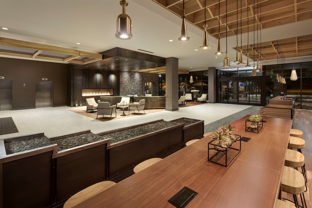 DoubleTree by Hilton Greeley at Lincoln Park - photo 4