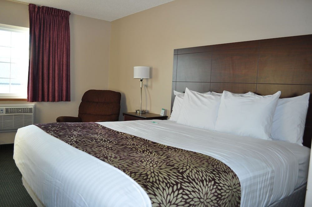 Boarders Inn & Suites Broken Bow By Cobblestone Hotels - photo 6