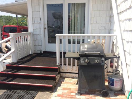 The New Oceanic Inn - photo 9