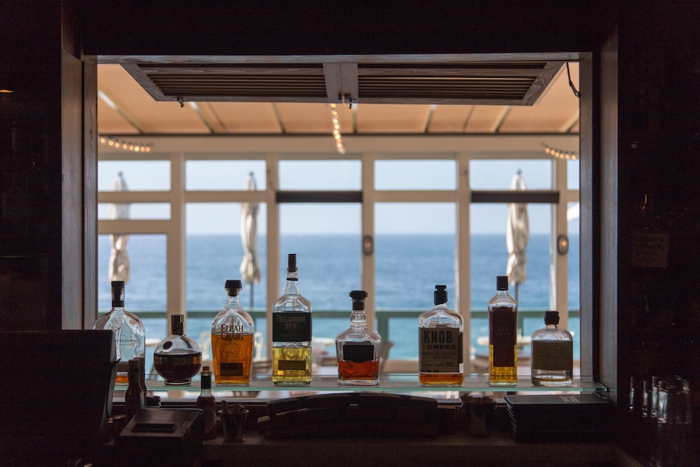 Pacific Edge Hotel - photo 84