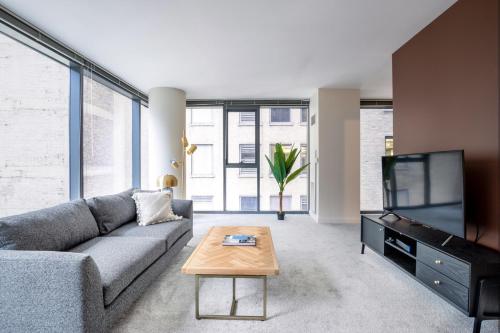 Loop 1BR w Gym Pool nr Financial District CHI 233 — 4-Star Luxury Hotel in Chicago, United States