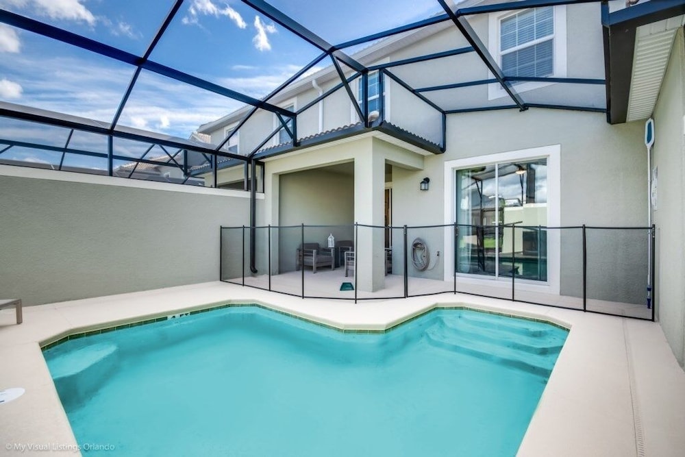 4 Bed Storey Lake Resort With Lazy River 4 Bedroom Townhouse by RedAwning - photo 20