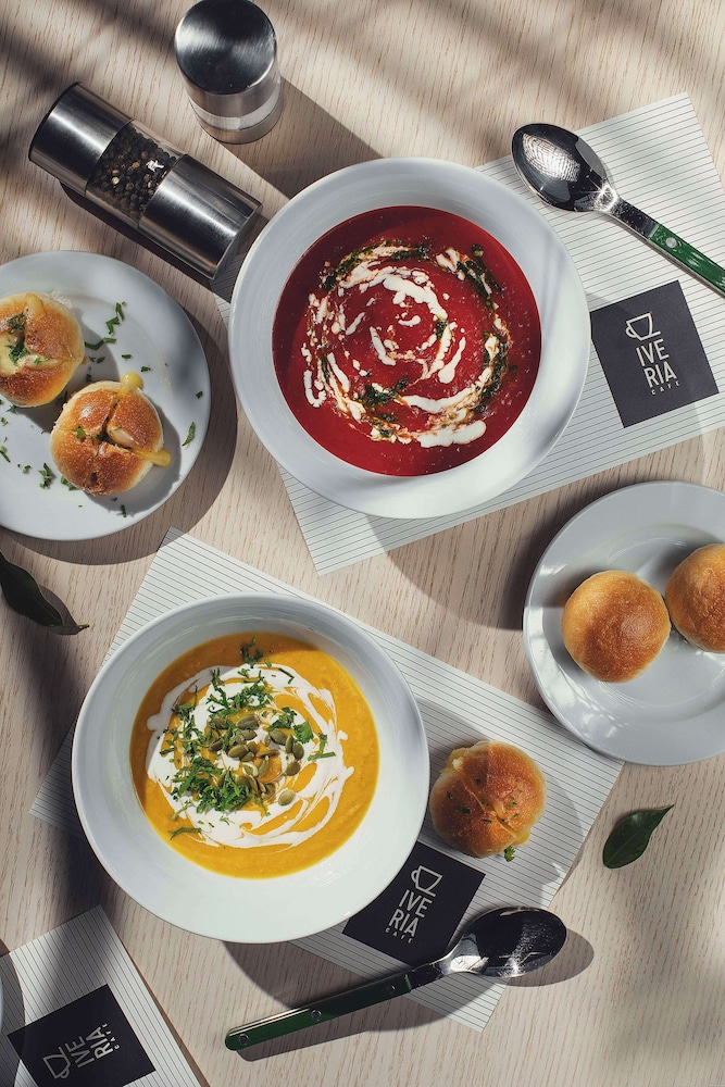 מזון ומשקאות