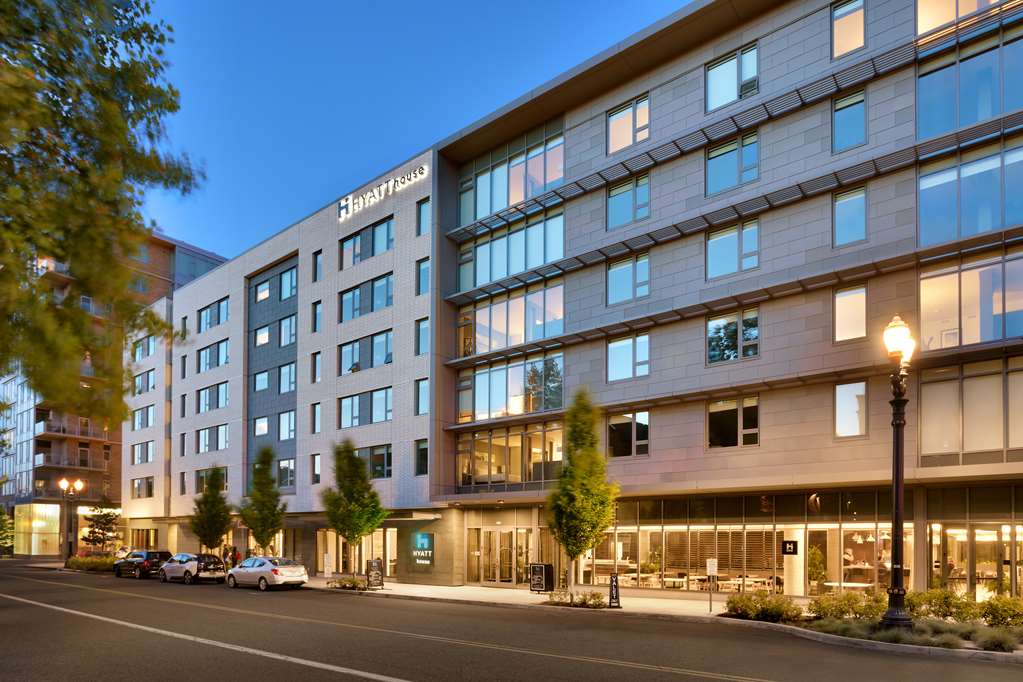 Hyatt House Portland Downtown - photo 49