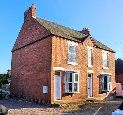 West View - carbon neutral hotel in Armitage