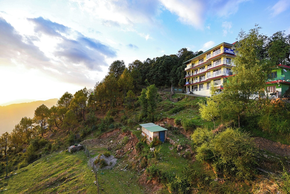 Fabhotel Sn Resort in Dharamsala, India