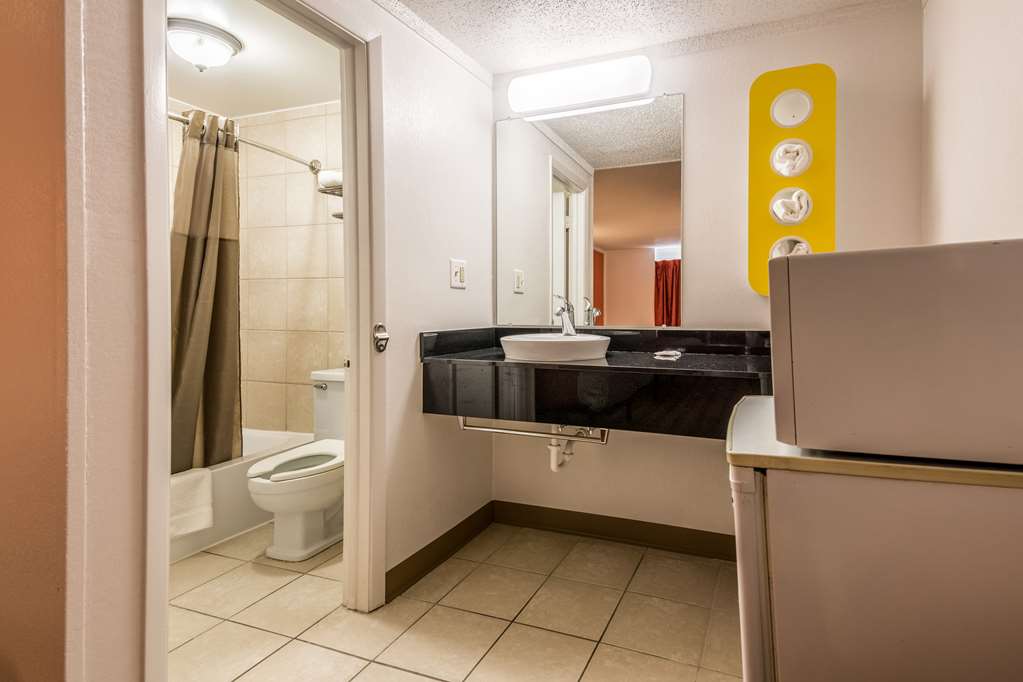 Motel 6 Schenectady NY - photo 21
