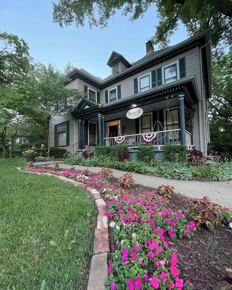 Loganberry Inn - photo 15