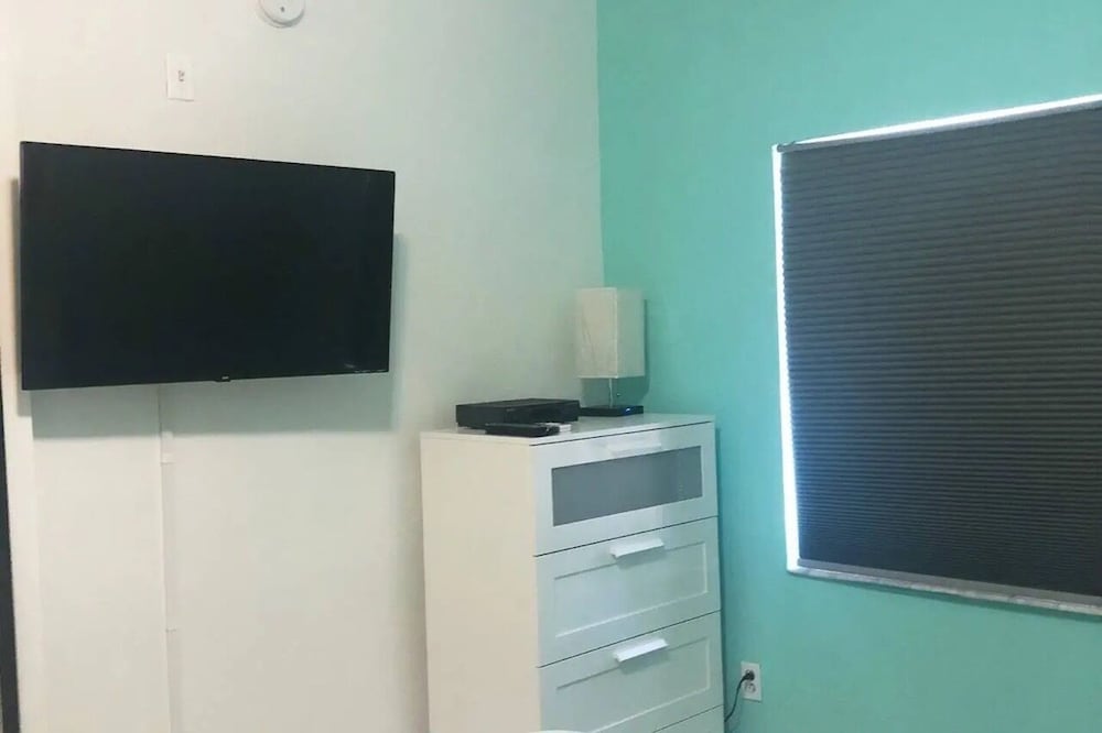Royal Hotel Unit 337 - photo 6