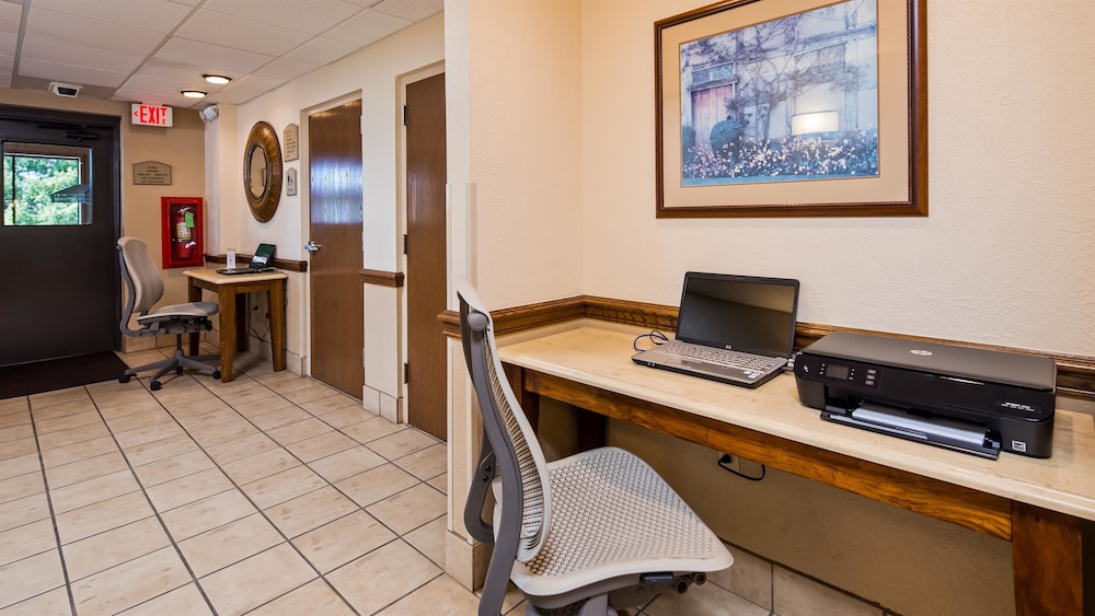 Best Western Caldwell Inn - photo 21
