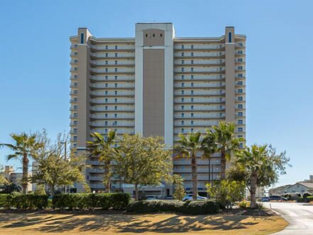 Crystal Tower 1801 2 Br condo — hotel in Gulf Shores